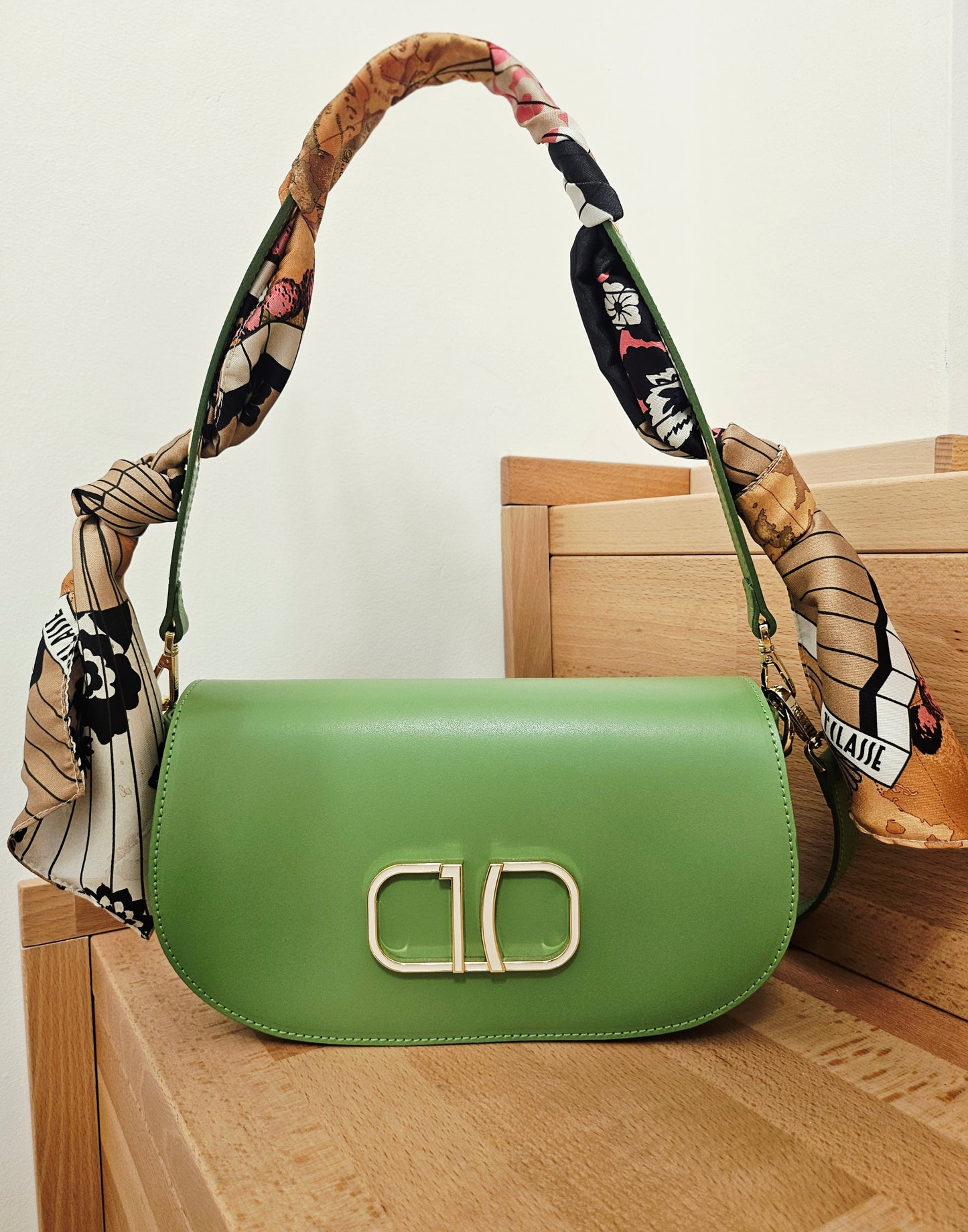Shoulder bag